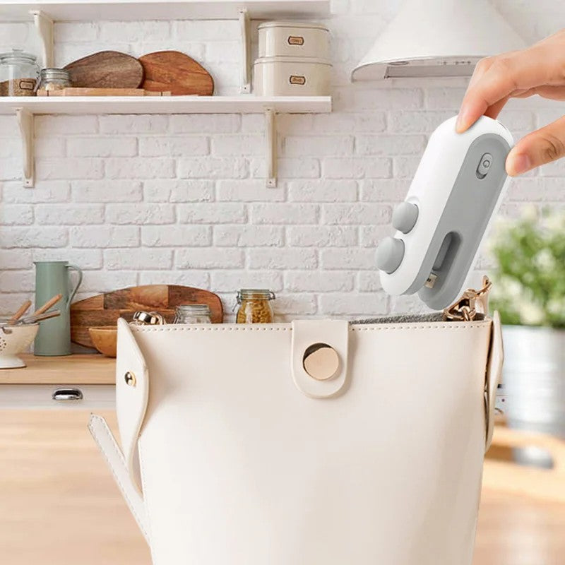 Chip Bag Sea Vacuum Sealing Machine Handheld Heat Vacumn Sealer Portable Heat Sealer USB Rechargeable